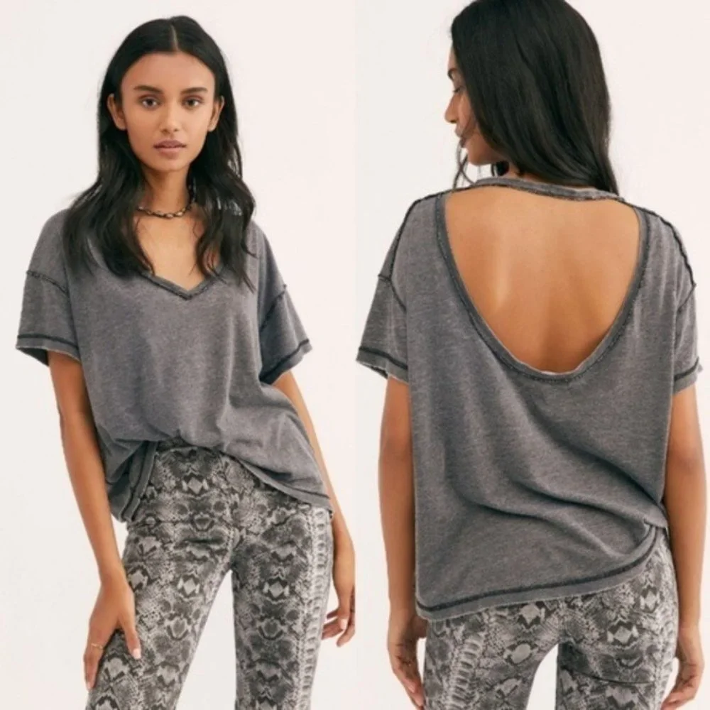 NWT Free People All Mine Oversize Cut-Out V Neck Tee T-Shirt Washed Black Large - Picture 1 of 8